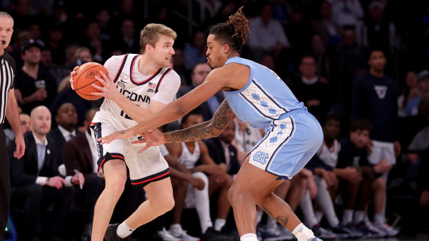 UNC basketball versus UConn