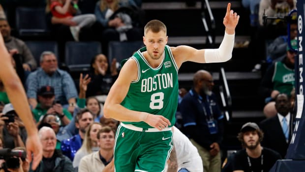 Kristaps Porzingis Explains Why Celtics Have NBA's Best Clutch Record -  Sports Illustrated Boston Celtics News, Analysis and More