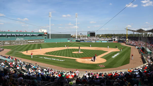 Red Sox kick off spring training in Ft. Myers