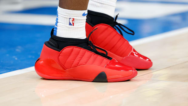 Ranking the Five Best Shoes Worn in the NBA on November 10 - Sports  Illustrated FanNation Kicks News, Analysis and More