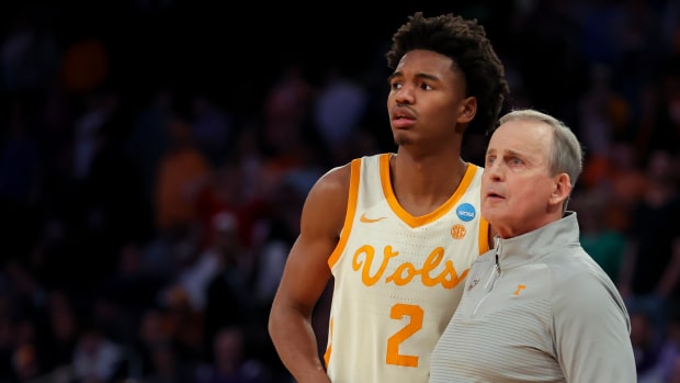 Mar 23, 2023; New York, NY, USA; Tennessee Volunteers forward Julian Phillips (2) stands with Rick Barnes in the game against the Florida Atlantic Owls in the second half at Madison Square Garden.