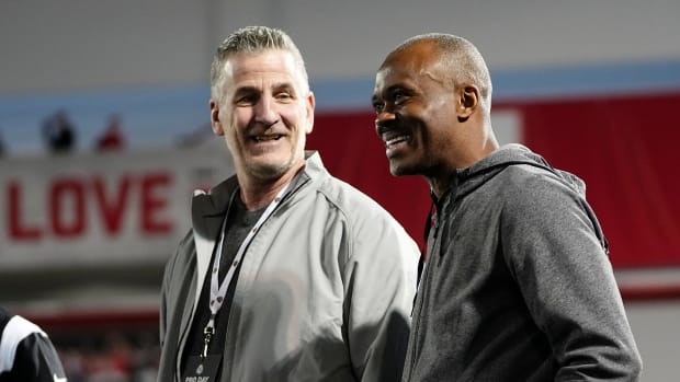 Ohio State Wide Receiver Marvin Harrison Jr. Sheds Black Stripe - Sports  Illustrated Ohio State Buckeyes News, Analysis and More