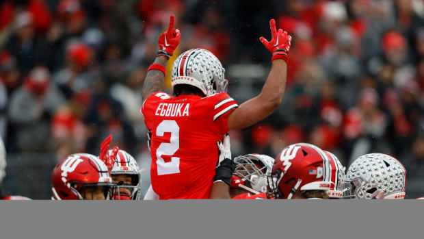 Ohio State Buckeyes WATCH: Jaxon Smith-Njigba Reveals Seattle Seahawks  Throwback Jersey - Sports Illustrated Ohio State Buckeyes News, Analysis  and More