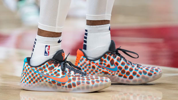 Ja Morant Debuts New Nike Ja 1 Colorway in First Game Back - Sports  Illustrated FanNation Kicks News, Analysis and More