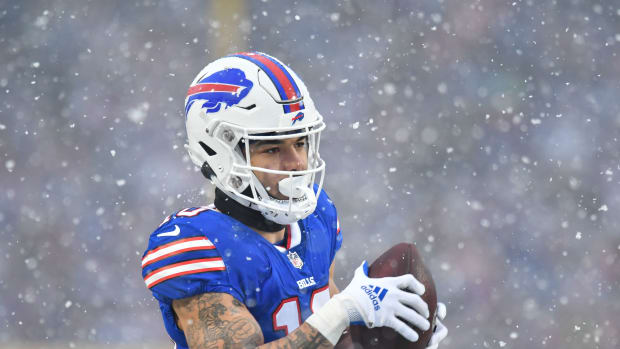 Buffalo Bills WR Khalil Shakir Injured vs. Miami Dolphins - Tracker -  Sports Illustrated Buffalo Bills News, Analysis and More