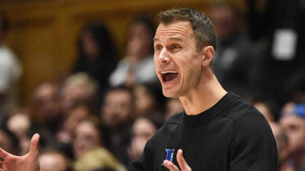 Duke basketball head coach Jon Scheyer