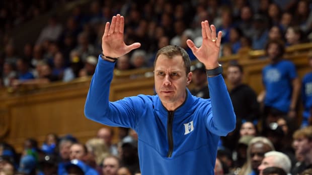 Duke basketball head coach Jon Scheyer