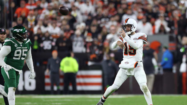 Dec 28, 2023; Cleveland, Ohio, USA; Cleveland Browns quarterback Joe Flacco (15) throws a pass during the first half against the New York Jets at Cleveland Browns Stadium. Mandatory Credit: Scott Galvin-USA TODAY Sports