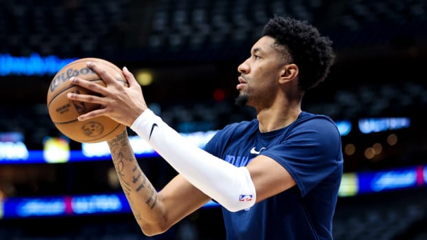 Apr 5, 2023; Dallas, Texas, USA; Christian Wood (35) warms up before the game against the Sacramento Kings at American Airlines Center.
