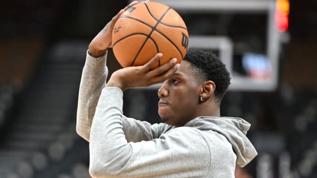 Duke Basketball Pro RJ Barrett Draws Loud Welcome From Hometown Crowd ...