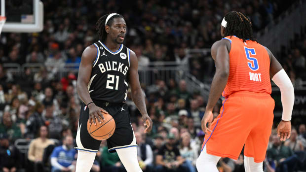 Bucks forward Joe Ingles on playing with Jrue Holiday