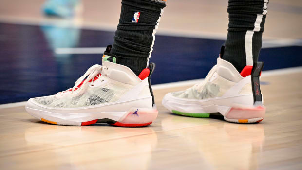 Nike Celebrates Michael Jordan's Birthday With Sneaker Sales - Sports  Illustrated FanNation Kicks News, Analysis and More