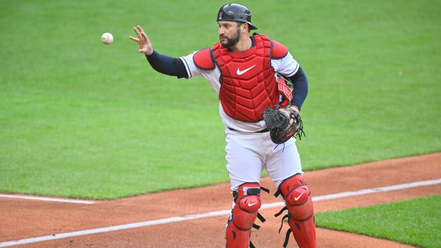 Mike Zunino: Cleveland Guardians sign catcher