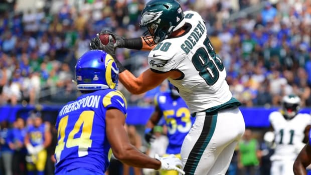 Eagles' Dallas Goedert put on IR, to miss at least four games