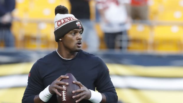 Browns QB Deshaun Watson sitting out with shoulder injury; rookie  Thompson-Robinson starts vs Ravens – KXAN Austin