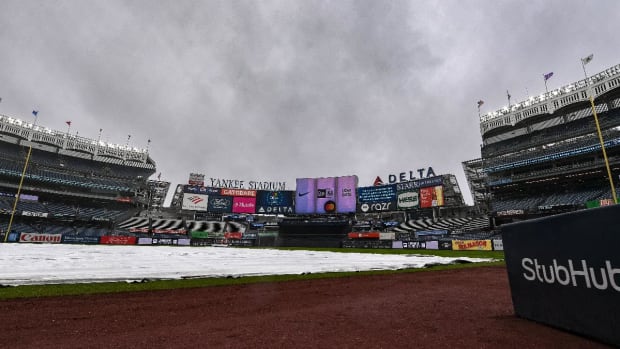 New York Yankees celebrate Mother's Day - Sports Illustrated NY