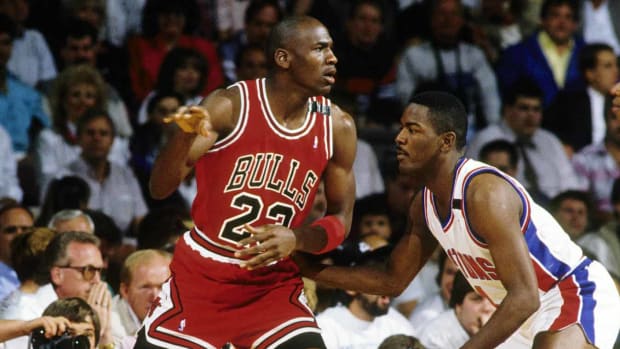 John Starks Talks Knicks-Bulls Rivalry, Michael Jordan & The Last