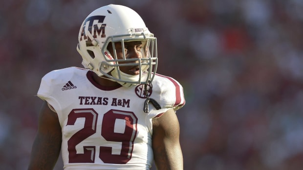 Texas A&M cornerback Deshazor Everett relives moment from last year's win,  hopes to duplicate same magic