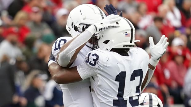 For What May Be Their Final Run, Penn State Football's Singleton and Allen  Hit the Trifecta with New Additions