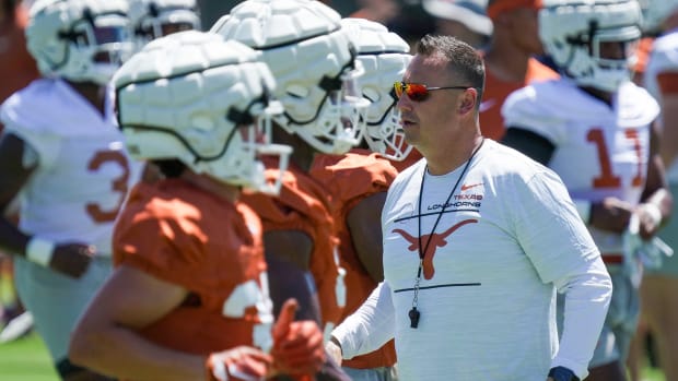 Little Longhorns Prepare for Gameday [Gallery]