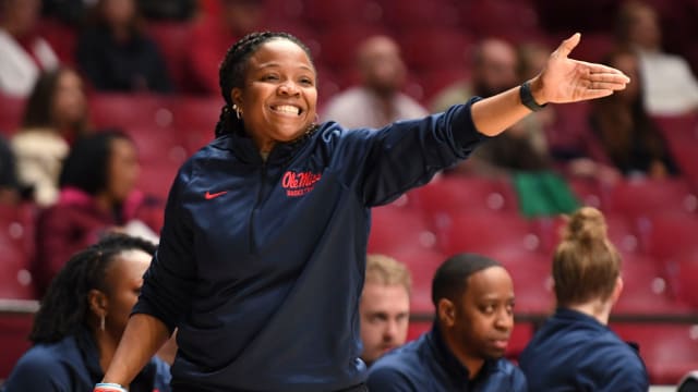 Ole Miss Rebels Take Down Tennessee Lady Volunteers in Thriller at Home -  The Grove Report – Sports Illustrated at Ole Miss