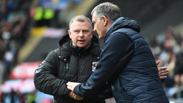 Mark Robins on Sunderland: 'Nice to watch and difficult to play against' - Sports Illustrated Sunderland Nation