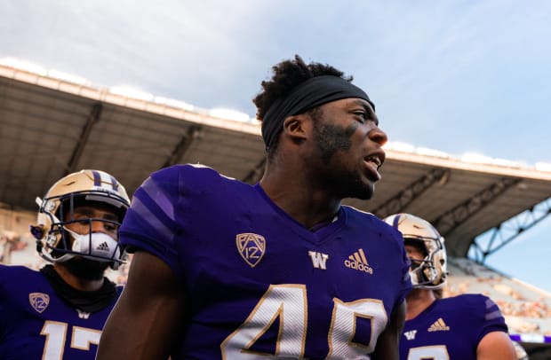 Huskies Dress for Success with New Uniforms - Sports Illustrated Washington  Huskies News, Analysis and More