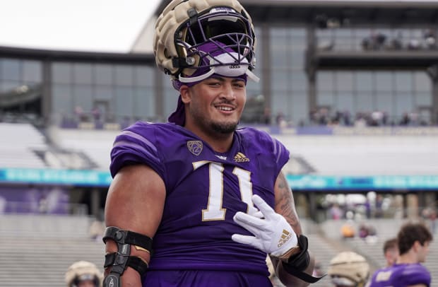 Husky Roster Review: Kalepo Got Smaller and His Role Got Bigger ...