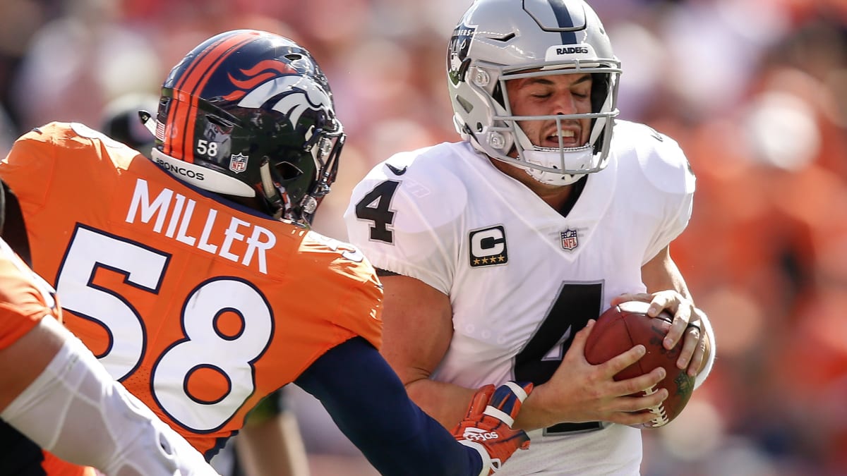 Von Miller bears down on Carr for third-down sack