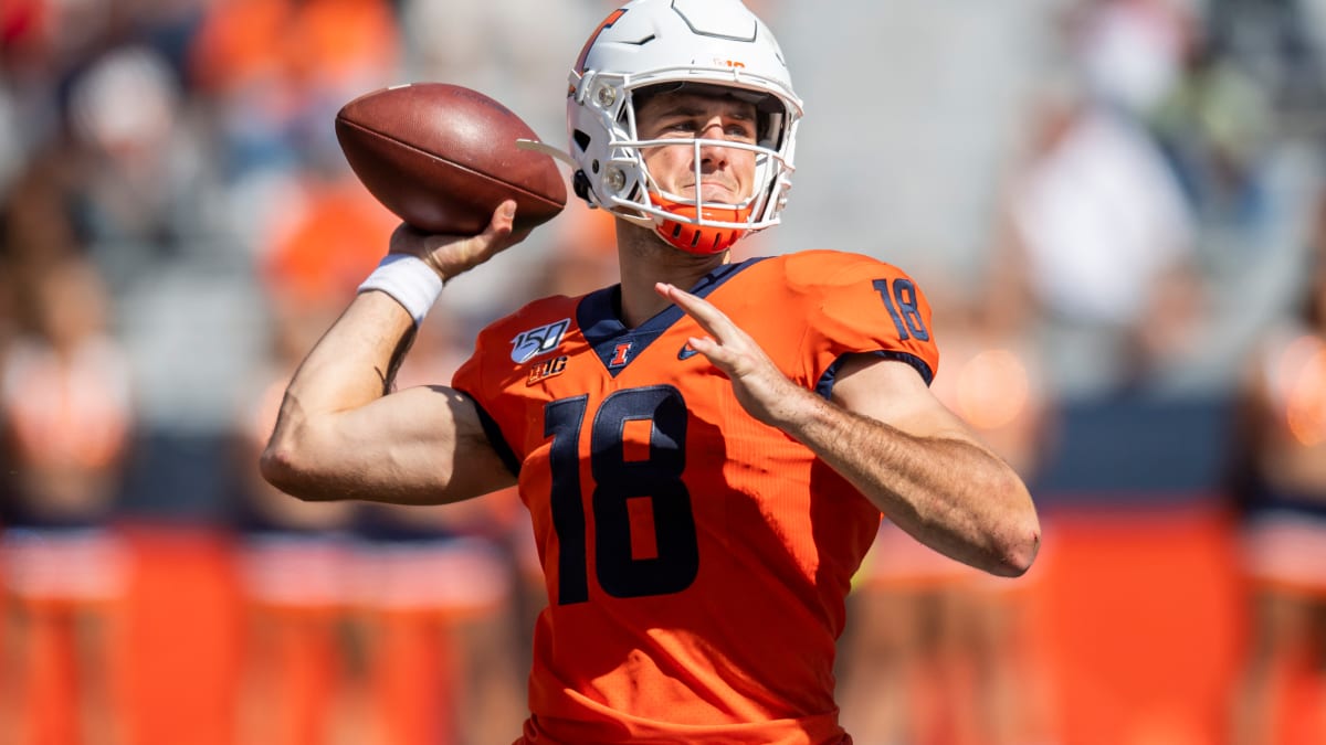 Illinois Fighting Illini QB Brandon Peters exits season opener with injury  to left shoulder - ESPN