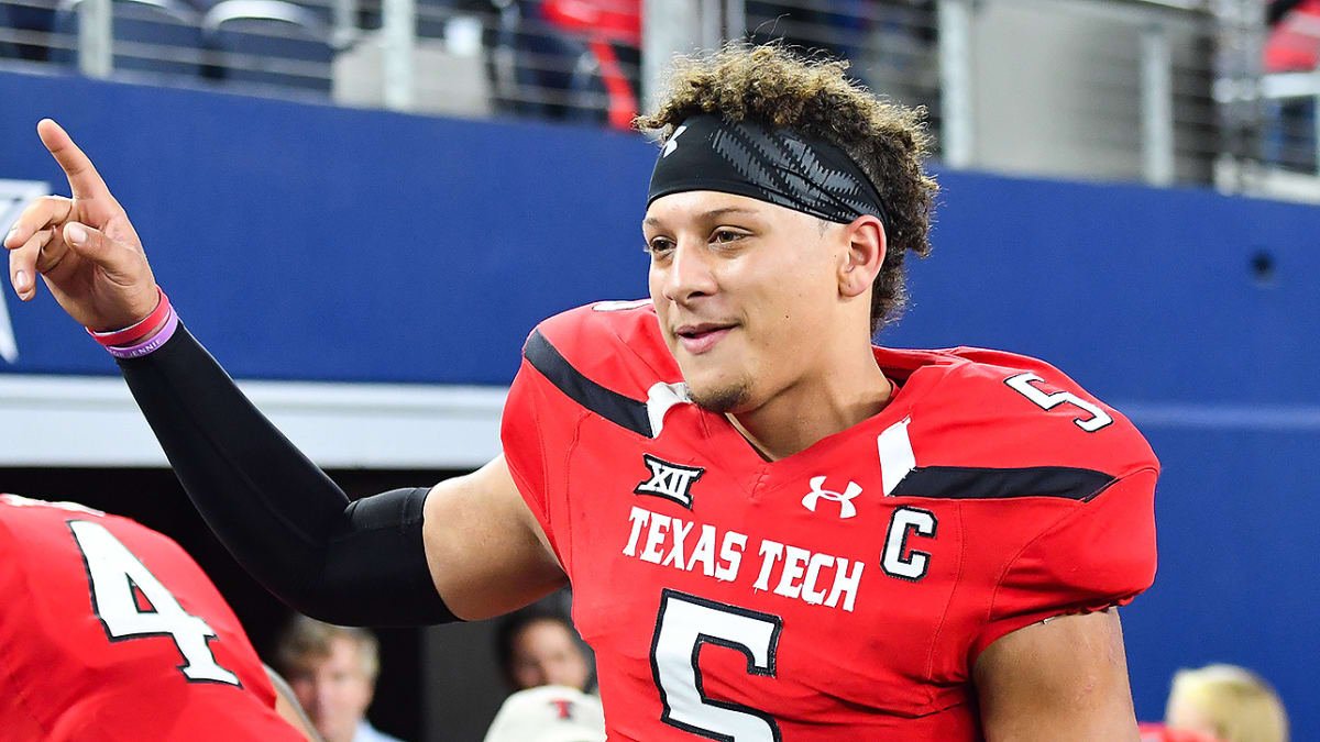 Interview: Former MLB Pitcher (father of Texas Tech QB) Pat Mahomes  Heartland College Sports - An Independent Big 12 Today Blog, College  Football News