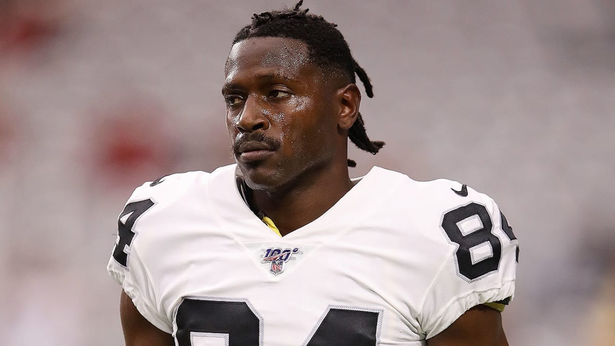 Antonio Brown 'could fit' in Baltimore Ravens locker room, cousin