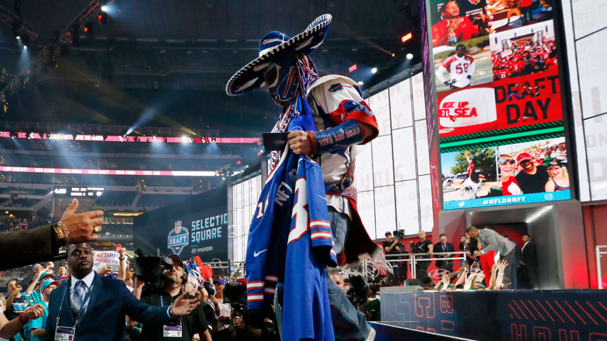 Buffalo Bills asked to sign fan Pancho Billa in Change.org petition