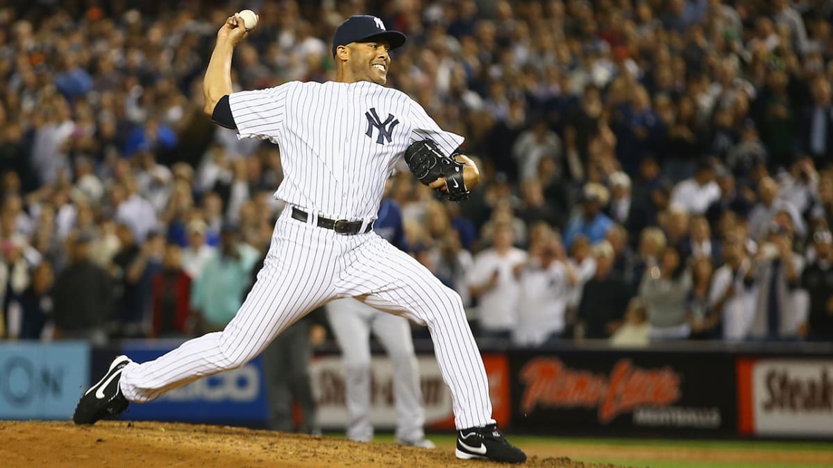 Mariano Rivera as strong as ever for Yankees in closing out yet another  huge playoff victory 