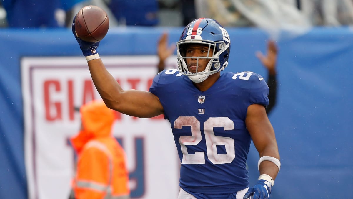 Saquon Barkley dons New York Giants gear to barber shop