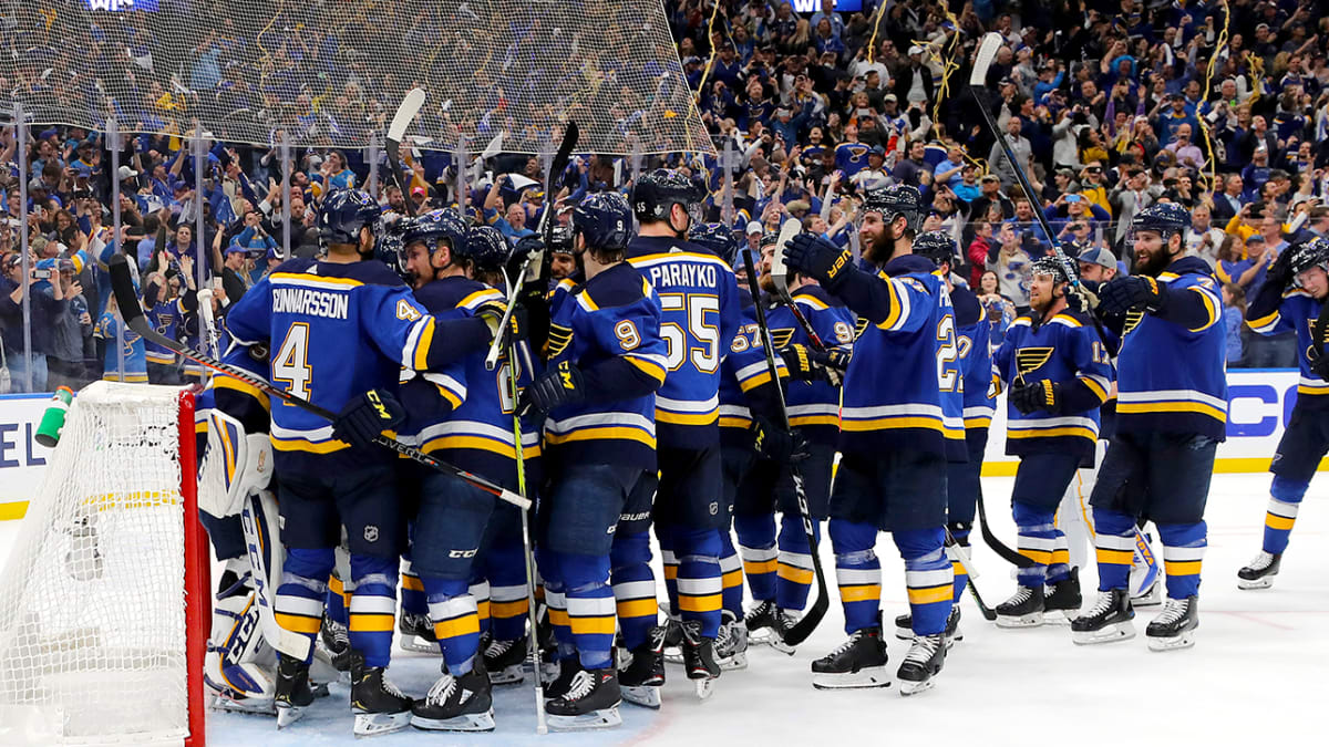 The STANLEY CUP @ The St. Louis ARENA 1st Yr. PLAYOFFS Blues CUSTOM Lab  8X10 NEW