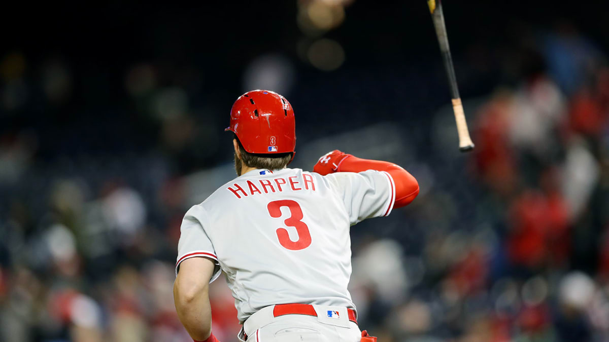 Bryce Harper bat flip nontroversy Nationals not upset by Harper's world  class bat flip - Federal Baseball