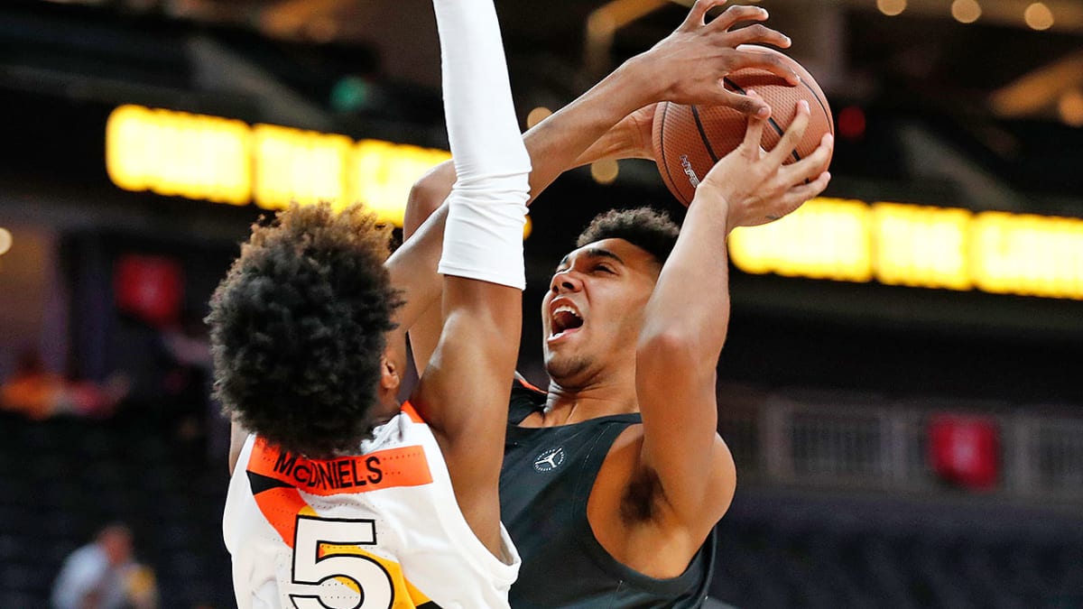 Trayce Jackson-Davis Views Four-Year College Experience as an Advantage