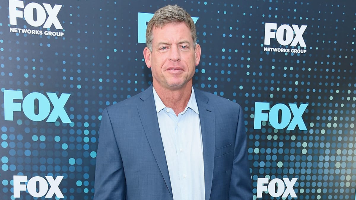 Troy Aikman, ESPN Rules Analyst Disagree on Penalty During 'MNF' - Sports  Illustrated