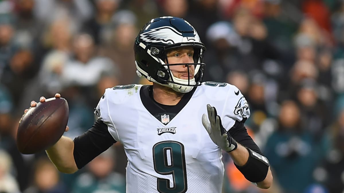 Eagles don't use franchise tag on Nick Foles, officially part ways