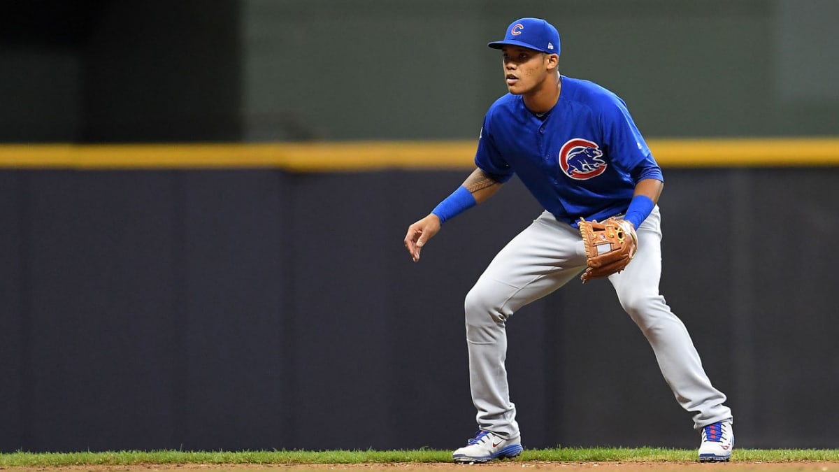 Addison Russell celebrates wife and mother