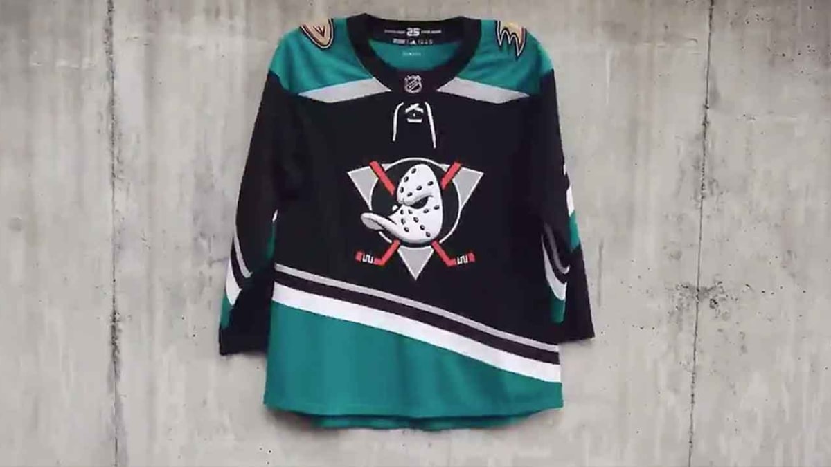 Anaheim Ducks unveil Mighty Ducks throwback jersey