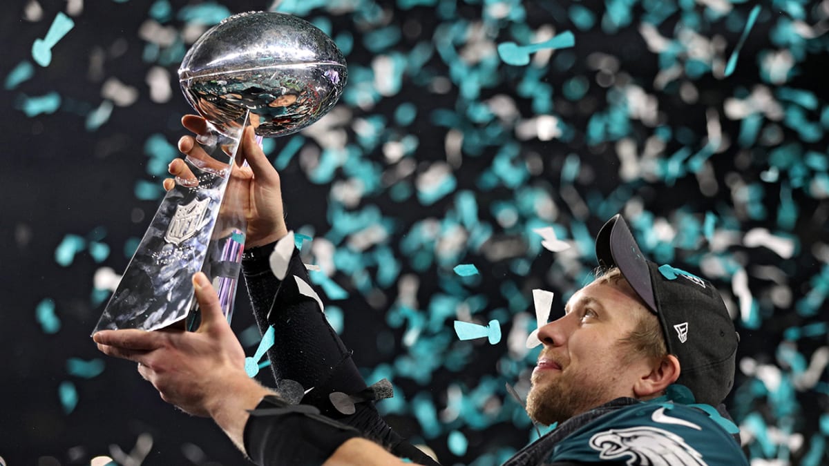 Super Bowl LII Draws In-Game Average-Minute Audience of 2.02 Million  Live-Streaming Viewers Across Digital Platforms