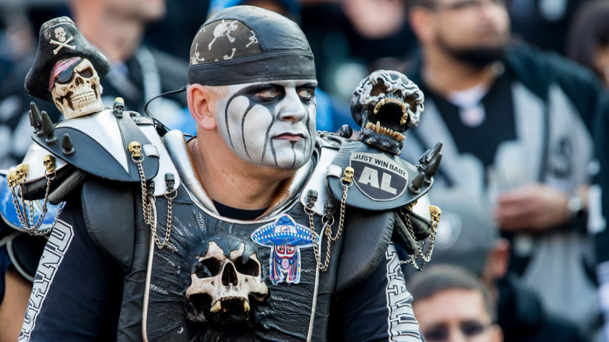 Why No One Seems to Care That the Raiders Are Leaving Oakland