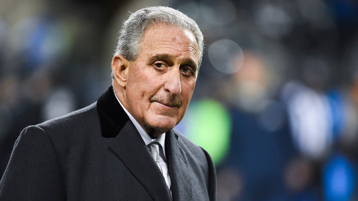 Arthur Blank Is Upset That The Patriots Used 283 Diamonds In Their