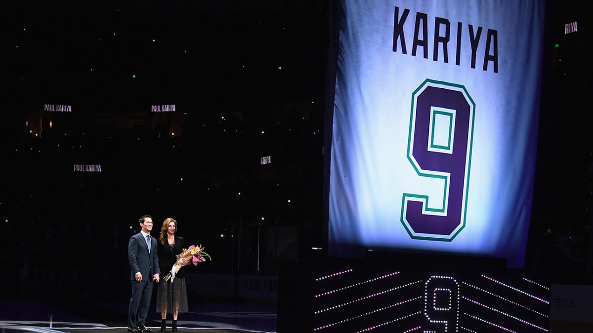 NHL notebook: Ducks will send Kariya's No. 9 to the rafters