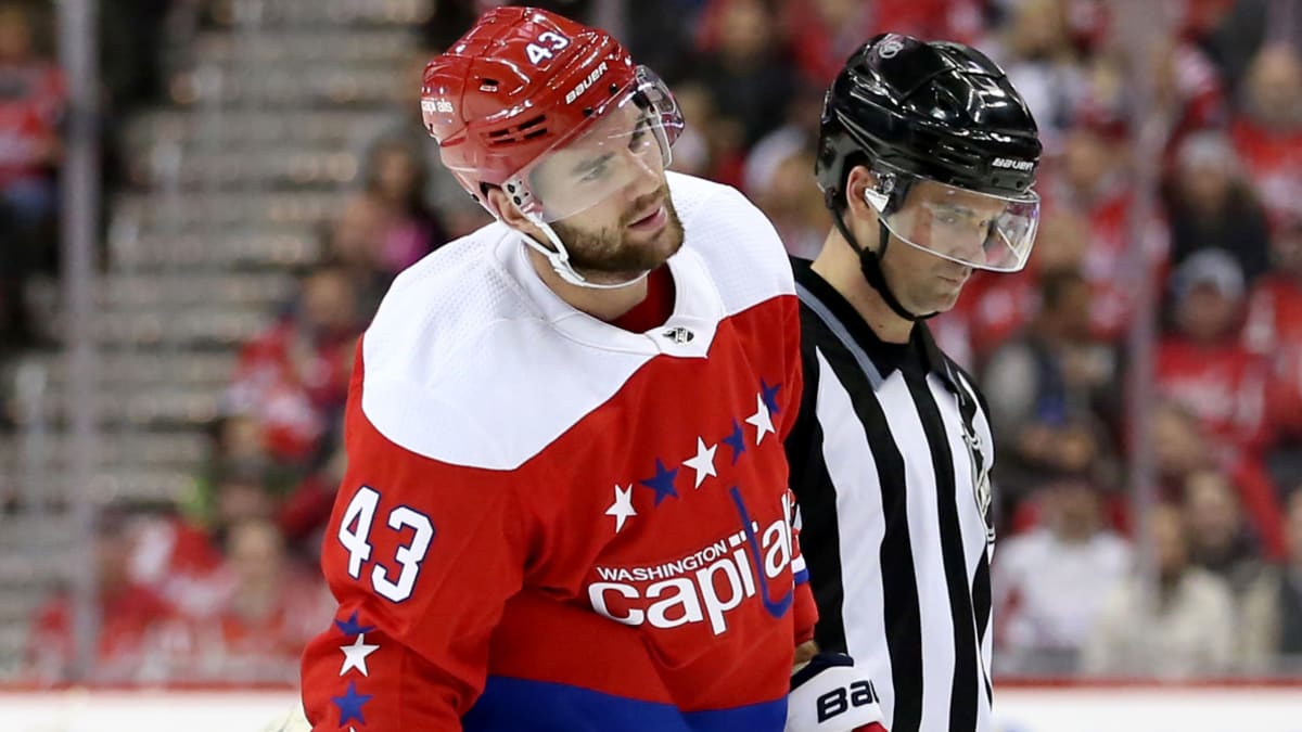 Tom Wilson scores, is ejected for hit to head in Capitals' win