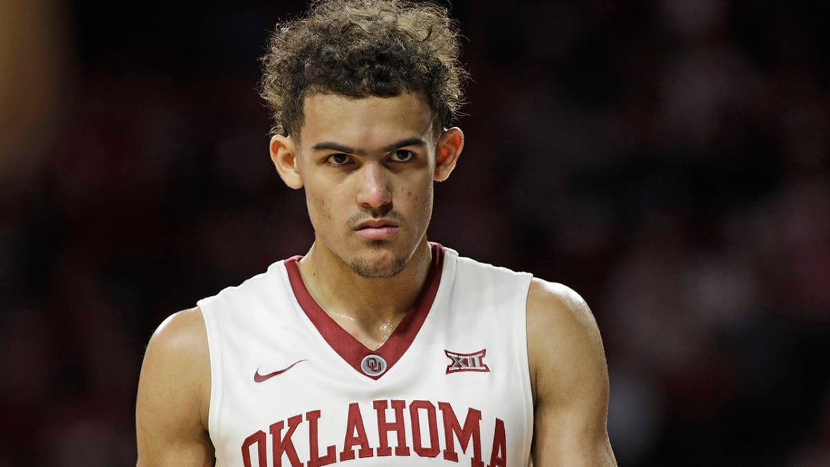 Trae Young no longer a shoo-in for college Player of the Year