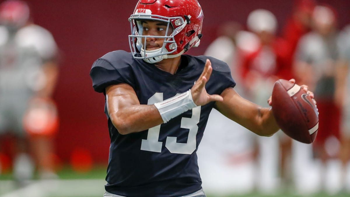 First Video of Tua Tagovailoa Throwing a Football Following