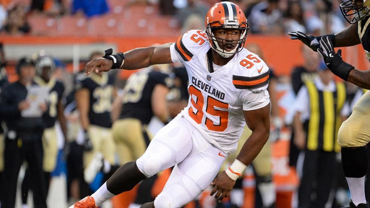 Browns DE Myles Garrett signs with LeBron James' Klutch Sports